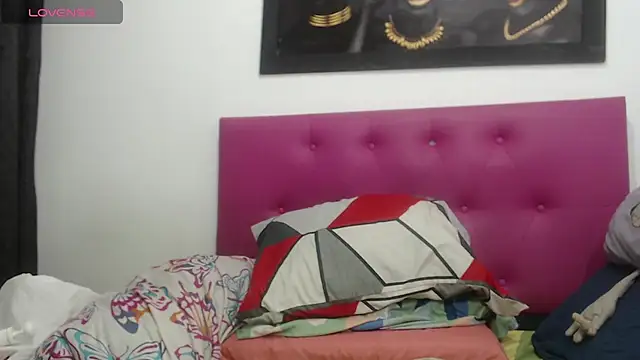 DinaDIRTY's Live XXX Chat