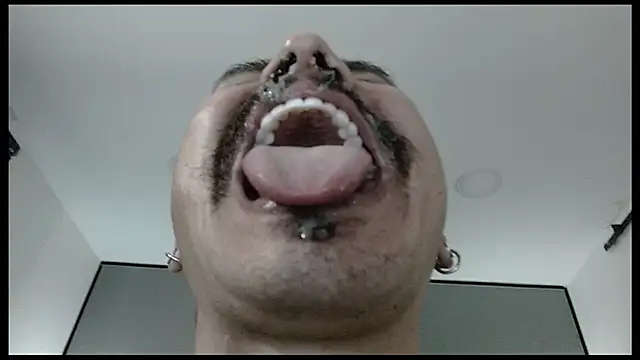 Czat XXX na żywo – danilog515