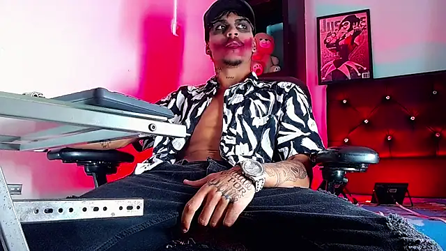 Angel_foxc13 XXX чат на живо
