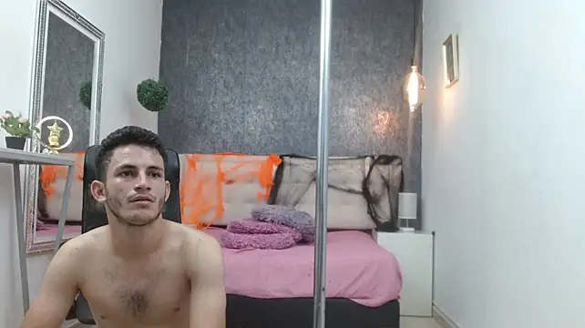 dantefoxx Chat XXX in diretta