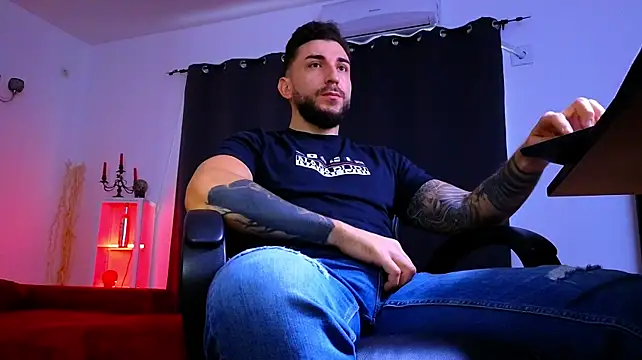 MightyAaron66n Live XXX chat