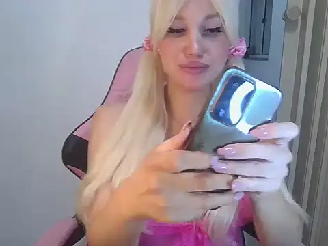 ambersweet33 Adlı Modelin Canlı XXX Sohbeti