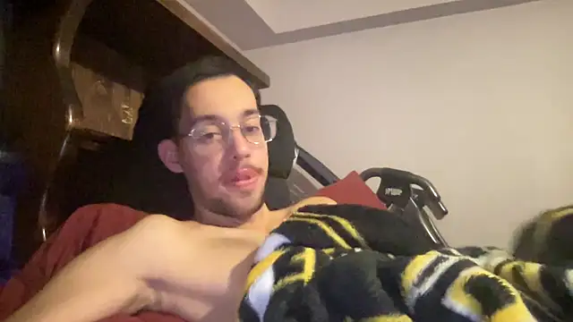 adam88231 Live XXX-chat
