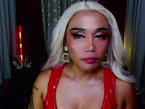 YourNikkieXxx Adlı Modelin Canlı XXX Sohbeti