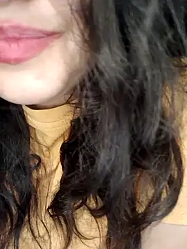 Chat +18 de kitty_2000 ao vivo
