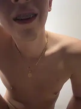 Liam_Moss Chat XXX in diretta