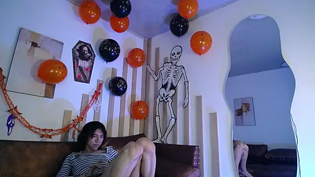 XXX chat uživo modela CelynnHills