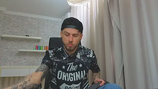 JonahShaw Live XXX-Chat