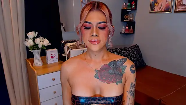 StellaStrong30 现场XXX聊天
