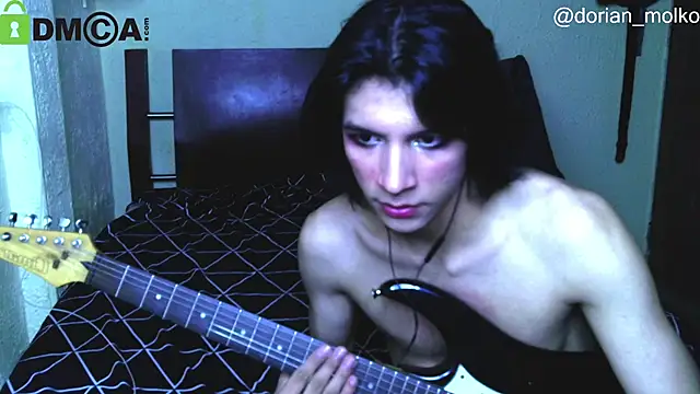 Онлайн чат XXX dorian_molko
