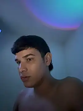 LatinBoy27n Live XXX chat
