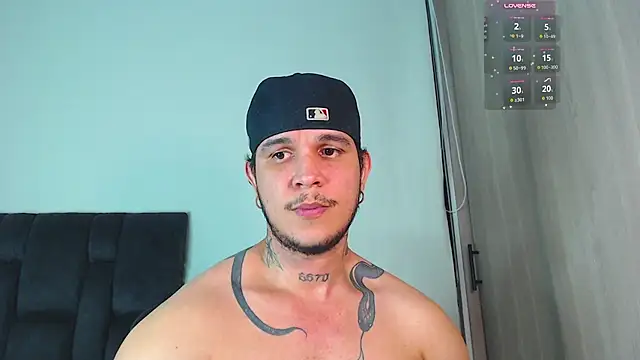 Chat +18 de austinoficial ao vivo