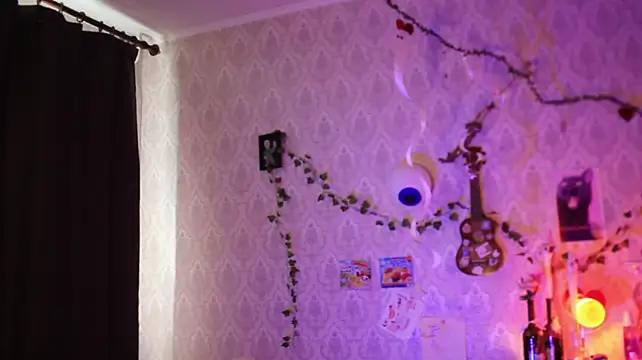 Chat +18 de RileyNymph ao vivo