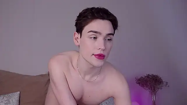 RobbyCharming: онлайн-секс-чат