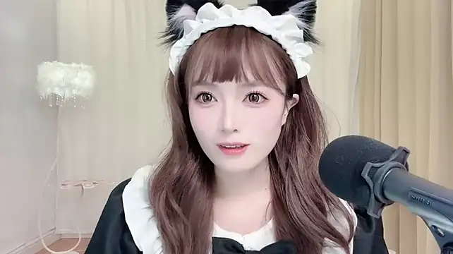 LiLy0608のライブXXXチャット