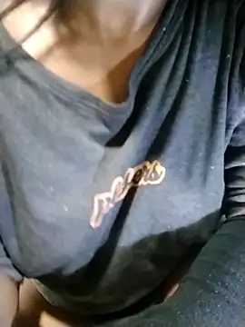 Sarah-Senate Chat XXX in diretta
