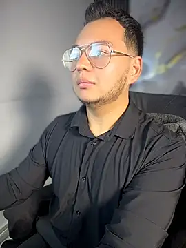 stevenmaxx's Live XXX Chat