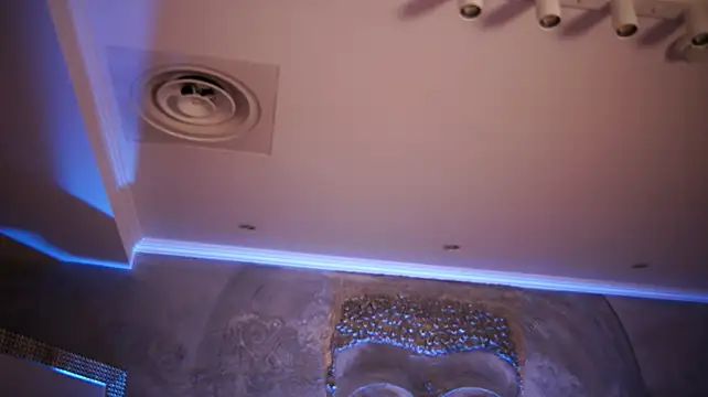 AmberMilanaのライブXXXチャット