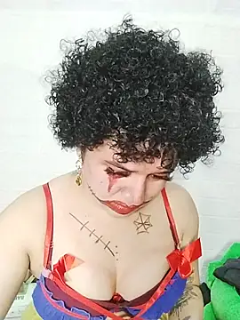 XXX chat uživo modela superhotshemale