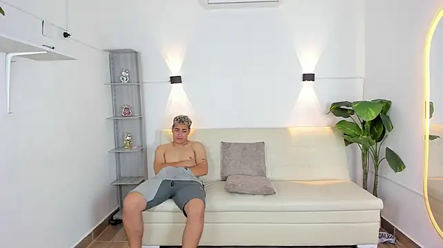 wishedcharms Chat XXX in diretta