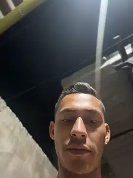 Boy_hot-n Live XXX chat