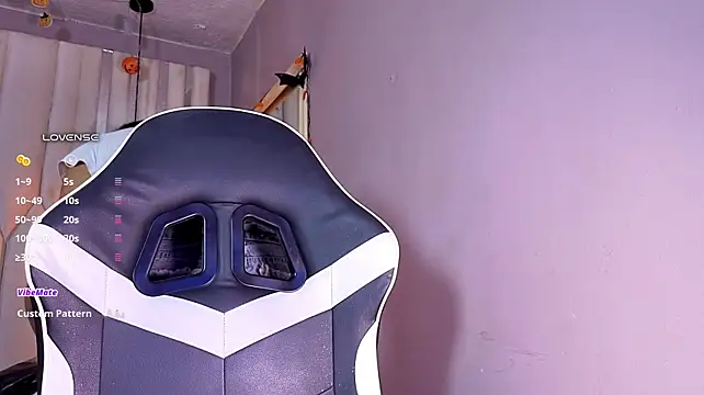 XXX chat uživo modela Angel-dragun