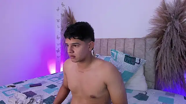 Adrian_Prime_ Live XXX-Chat