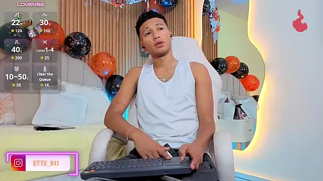 Ette_Star's Live XXX Chat