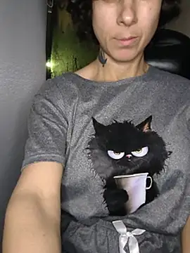 Lili_Cruz38's Live XXX Chat