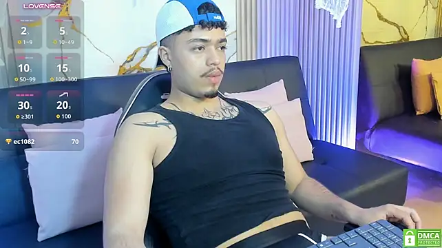 Chat XXX ao vivo de Dominic_tay
