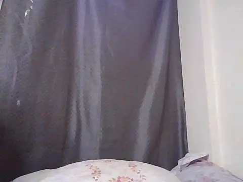 XXX chat uživo modela Newbird69