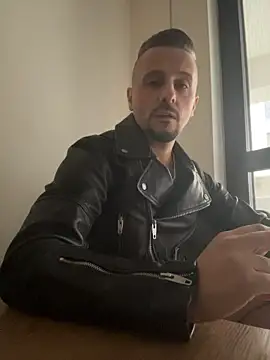 Chat XXX ao vivo de InsaneMattt