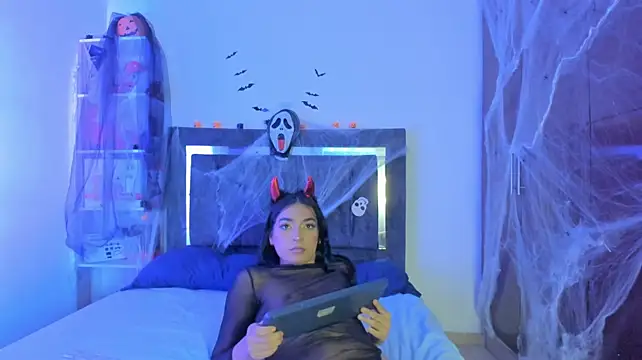 Онлайн чат XXX Isabella_TransGirl