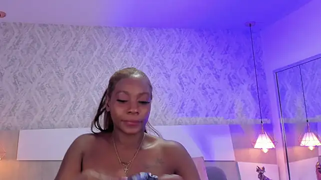 Tisha-Cole 라이브 XXX 채팅