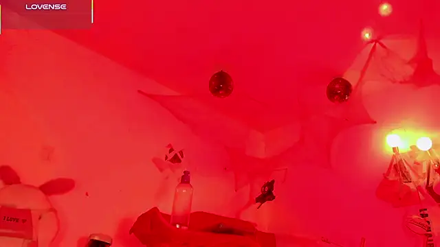 Онлайн чат XXX naomy__xx