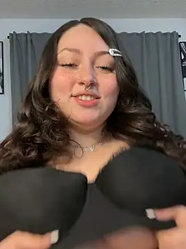 Evemeqt's Live XXX Chat
