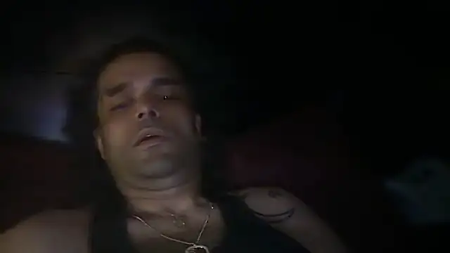 icebergslim281's Live XXX Chat