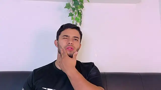 Chat XXX Live TylerWest_