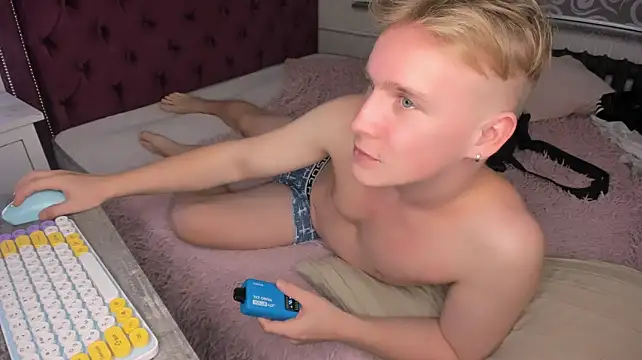 _AlexHot_ Live XXX Chat