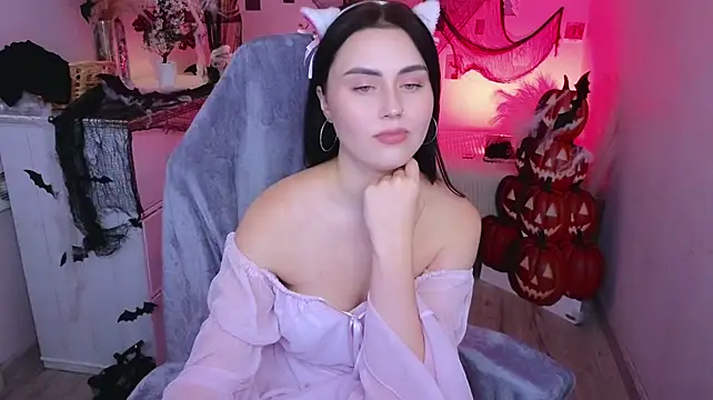 Chat +18 de NoraLumi ao vivo