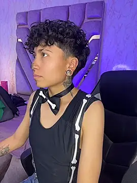 ian_mathias_'s Live XXX Chat