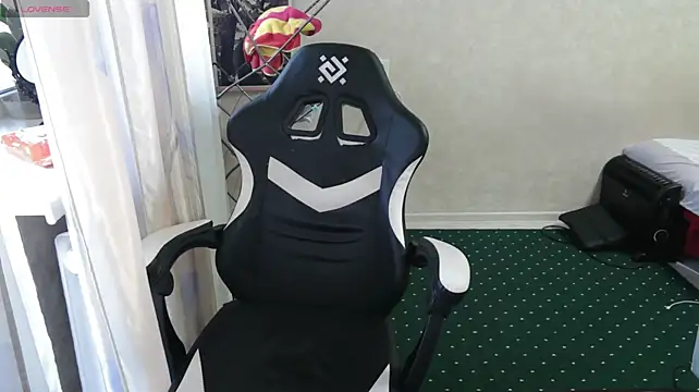 Krieger84 现场XXX聊天