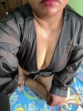 Mahima_4U 现场XXX聊天