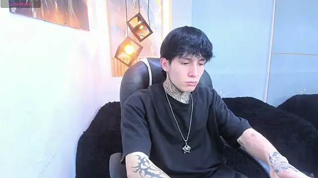 Chat XXX Live Cry_thereal