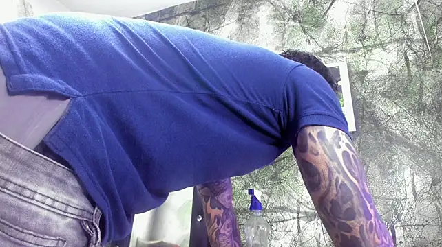 Chat XXX en directo de Gury_tattoo