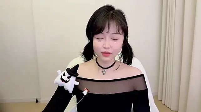 แชท XXX สดของ Kakionan