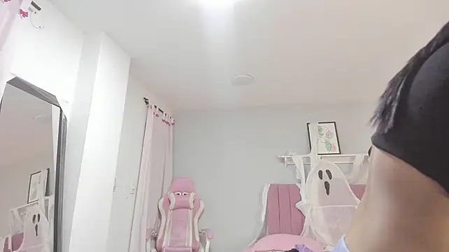 Camille_Rosse06: онлайн-секс-чат