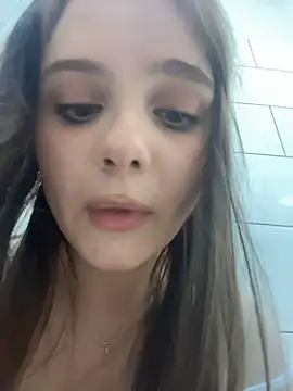 Lunabelle_ Adlı Modelin Canlı XXX Sohbeti