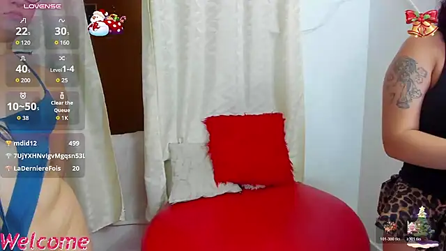 SaraANDLiz's Live XXX Chat
