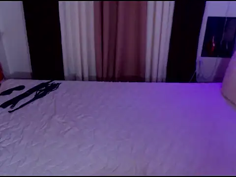 Chat XXX en directo de freakiestgirllylia